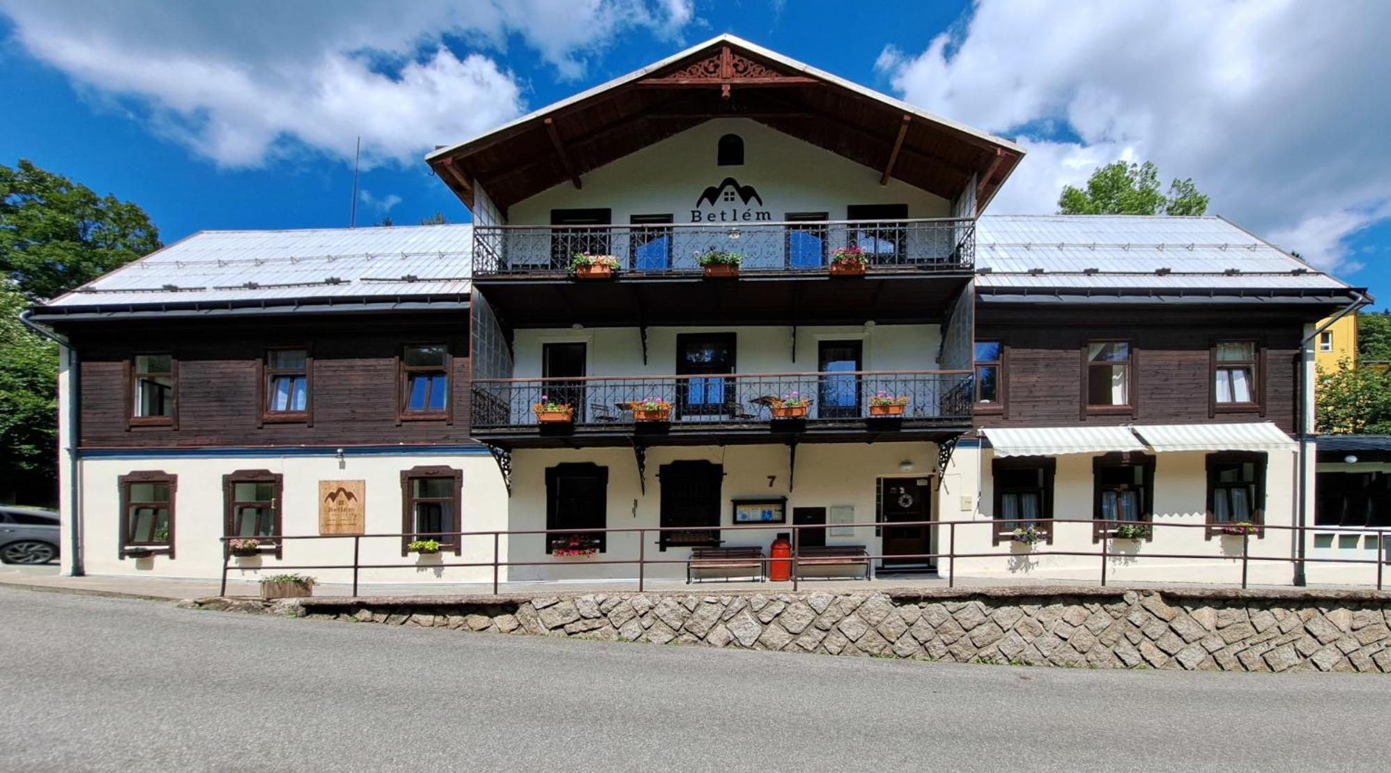 Penzion Betlem Janske Lazne Exteriör bild